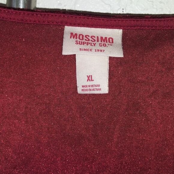 Burgundy crushed velvet camisole tank plus size - Picture 6 of 9